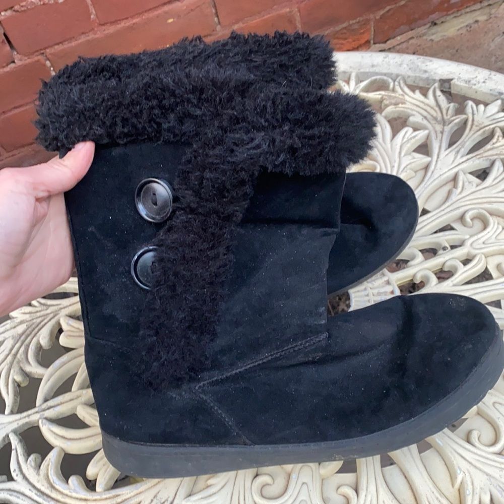 Kohl’s booties sz. 9.5